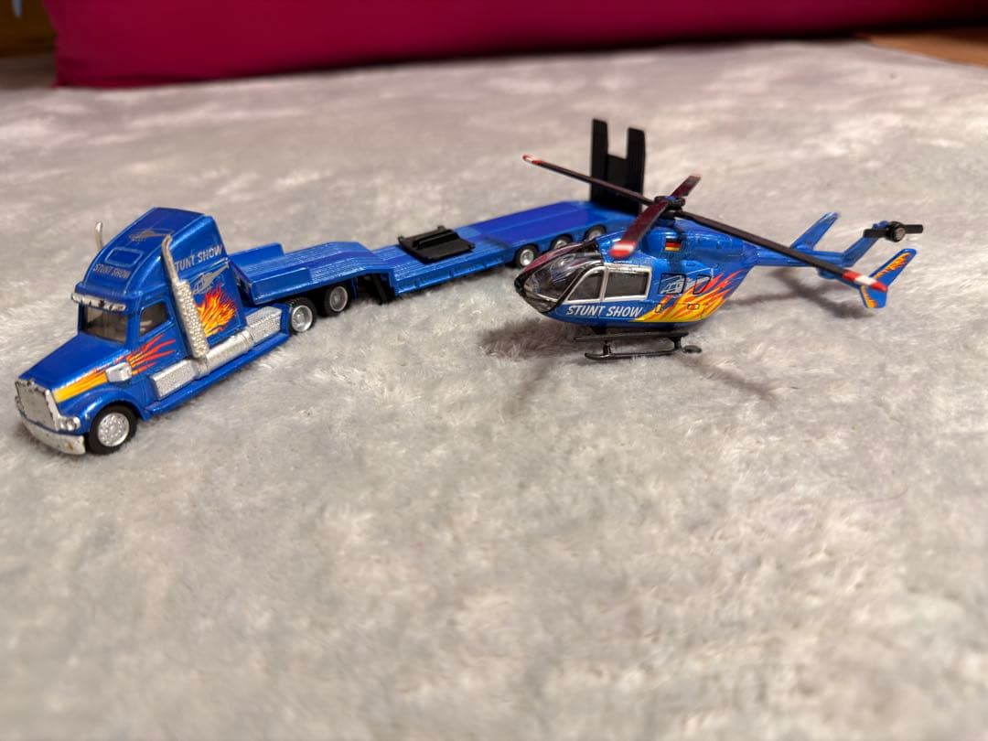 Siku Super 1853 ヘリコプター輸送トレーラー