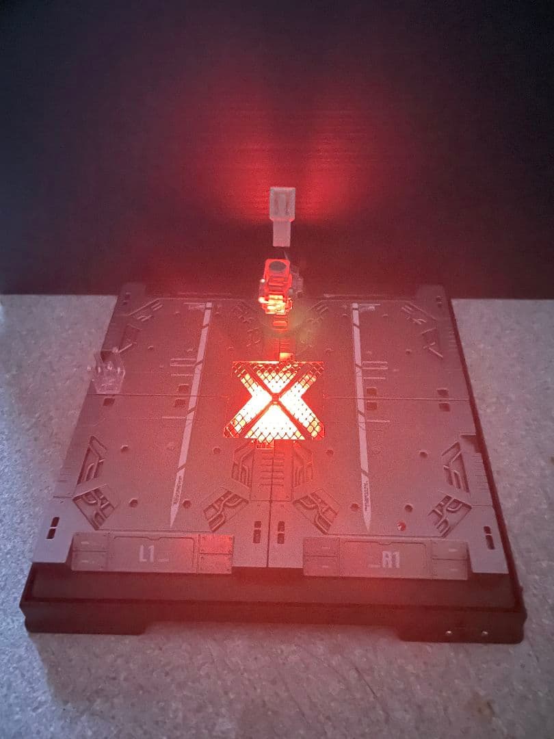 ユニコーンガンダム MG完成品 LEDライトアップ