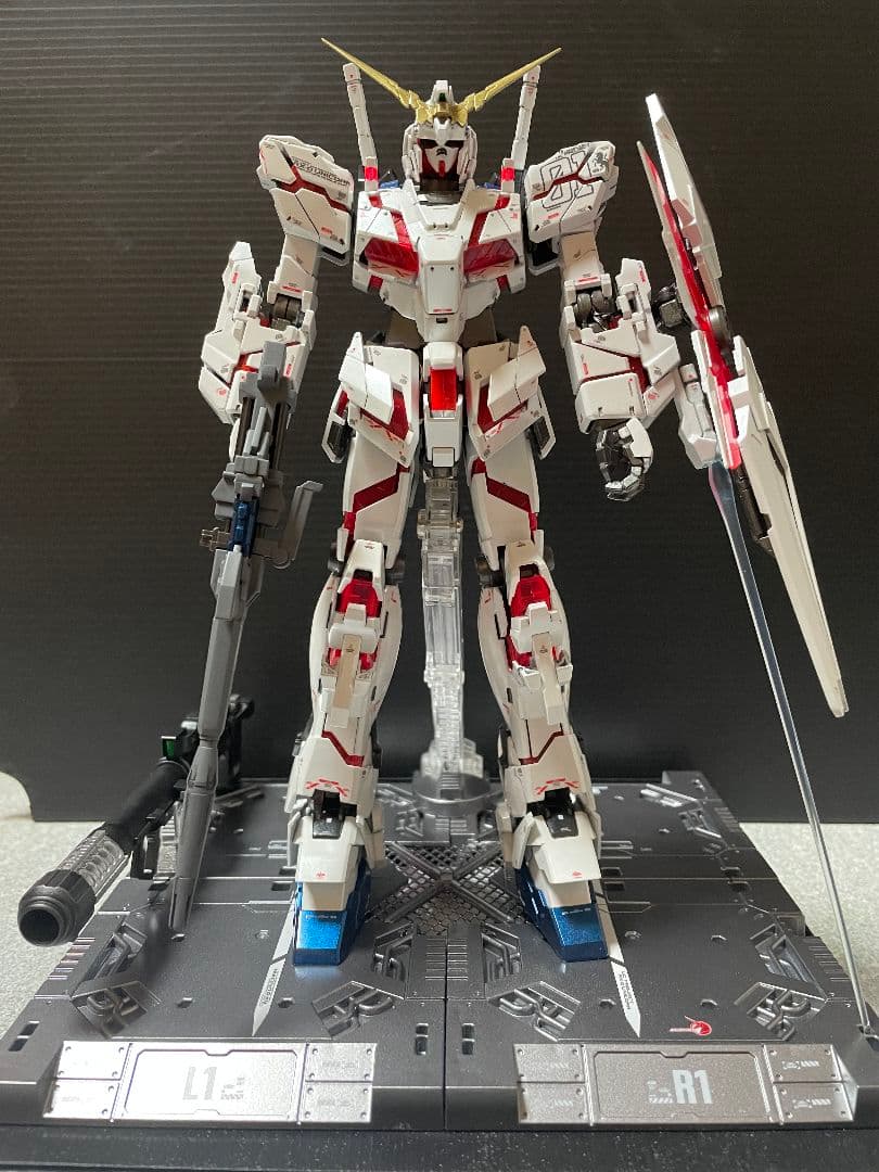 ユニコーンガンダム MG完成品 LEDライトアップ