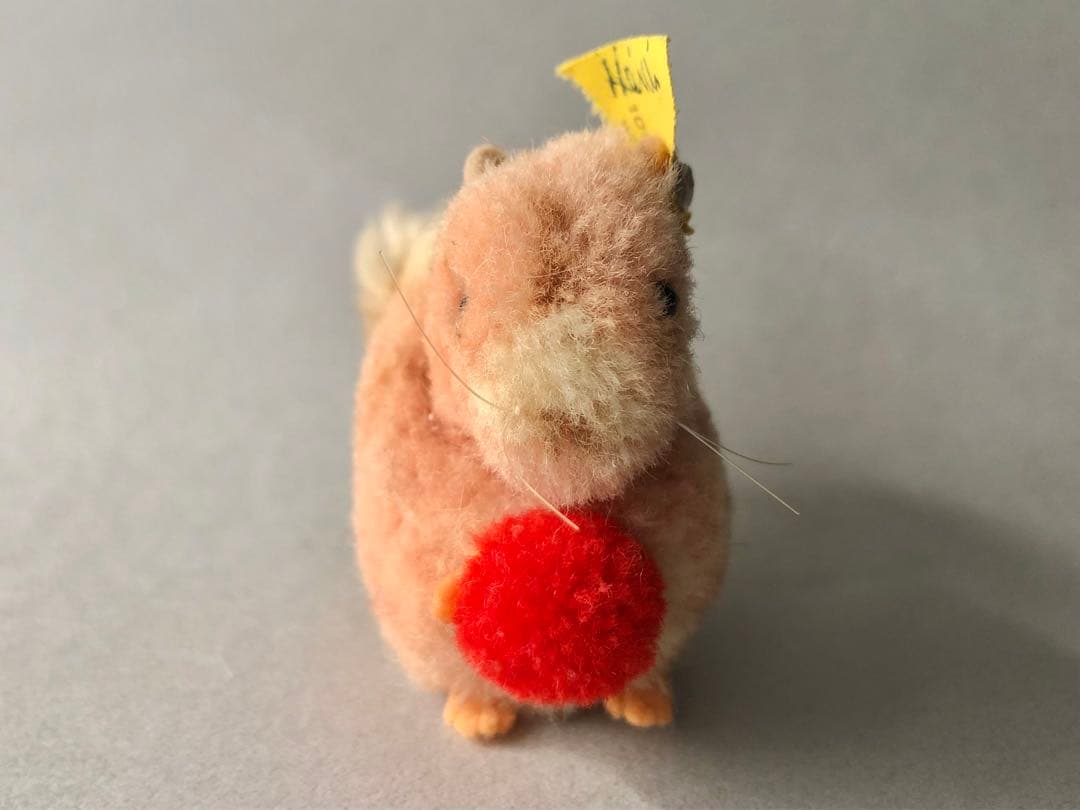 Steiff 　ポンポンリス