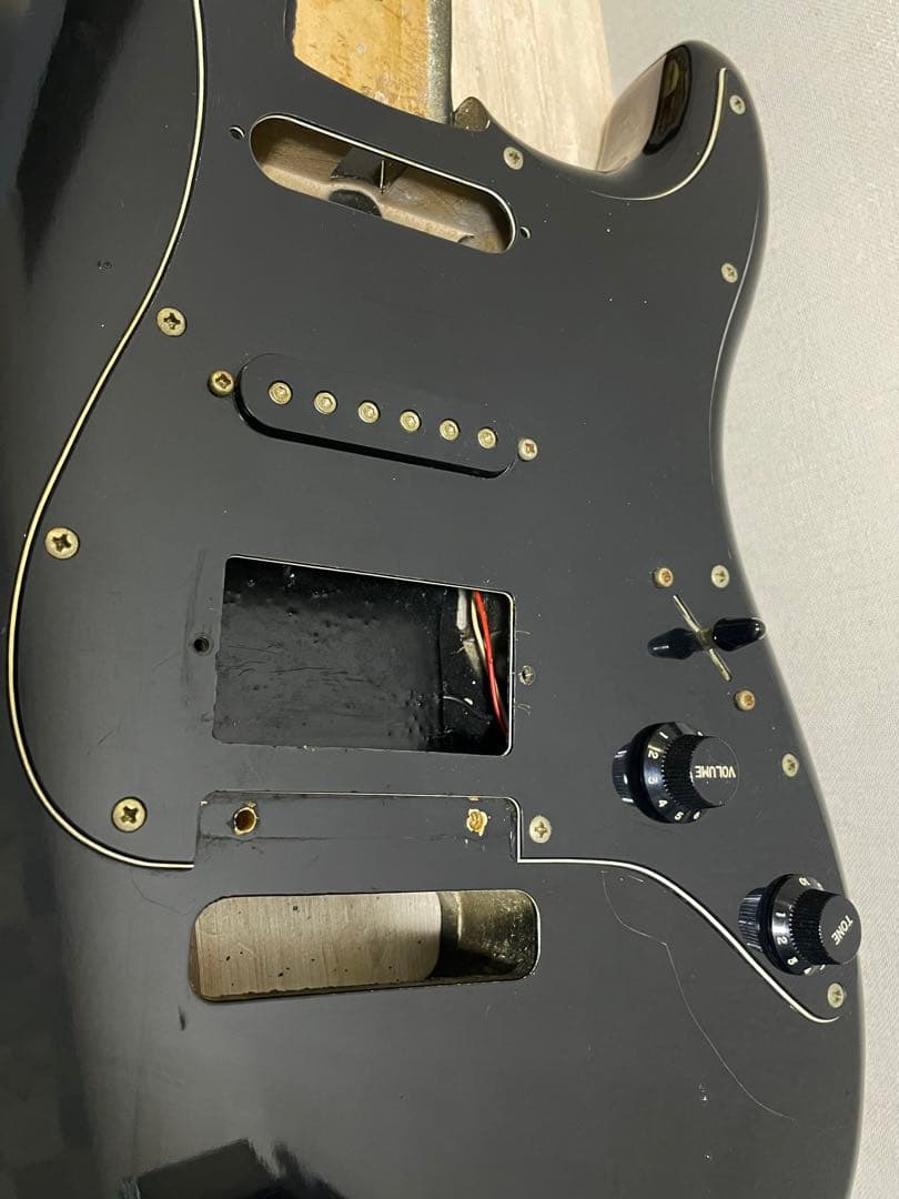 未完成　フェルナンデス　80'sストラトキャスター