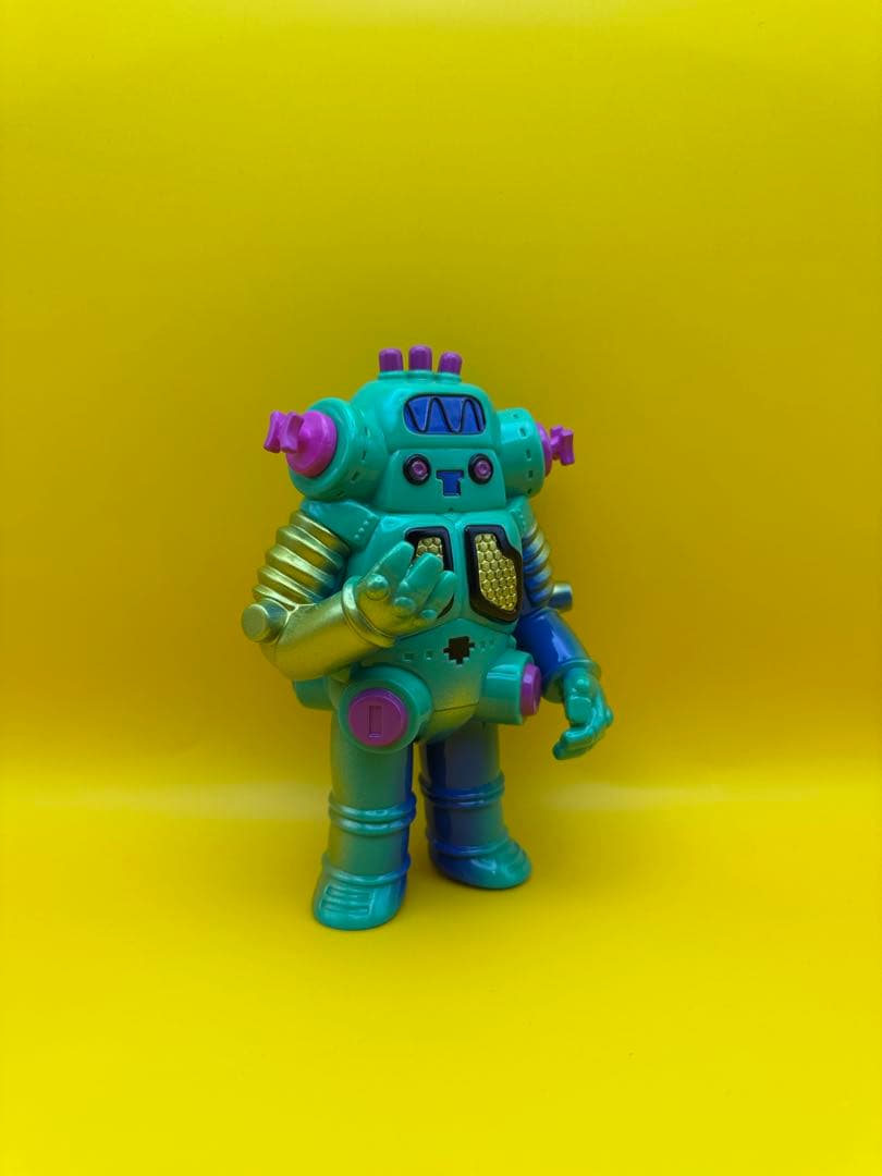 カネゴン　キングジョー　怪獣アートソフビ　2体セット