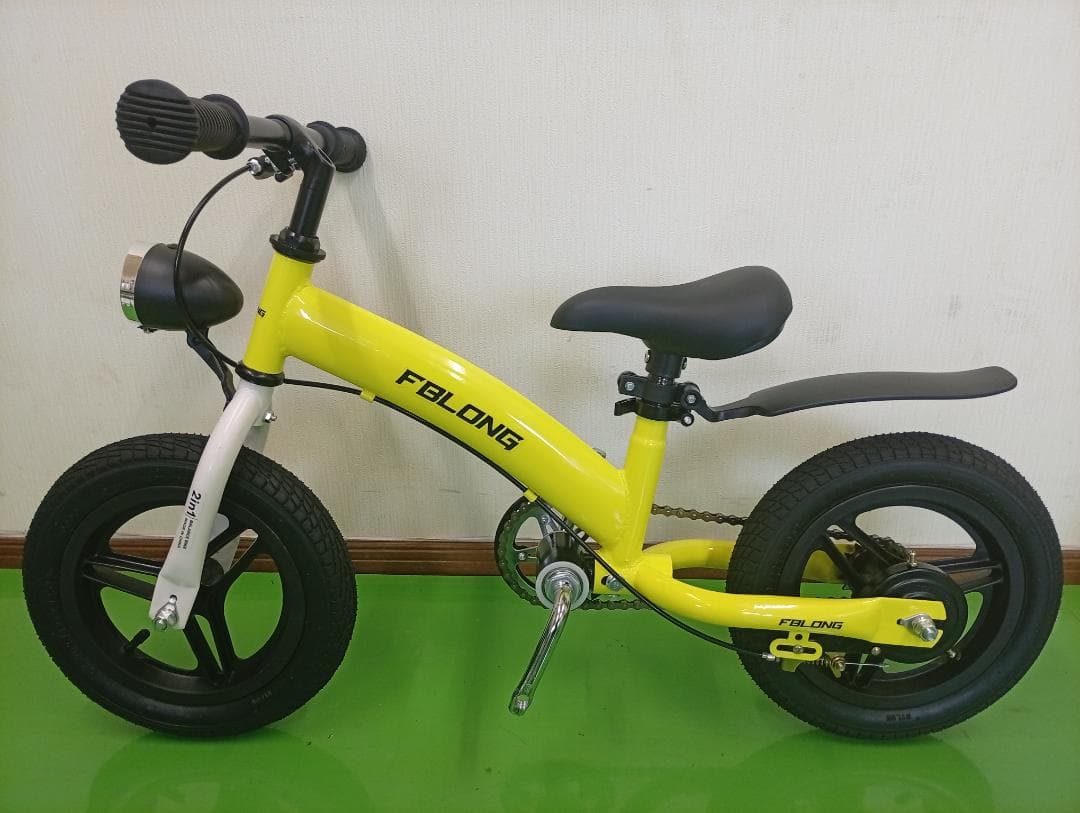 新品未使用 3in1 子供自転車 キックバイク 12インチ GREEN色
