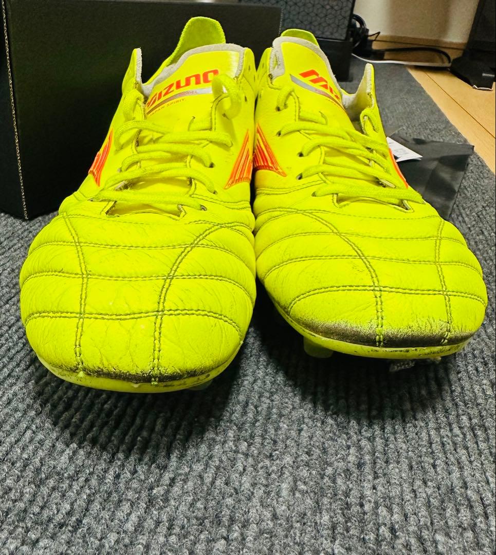 モレリアネオ4 限定カラー　イエロー　黄色 28.5cm