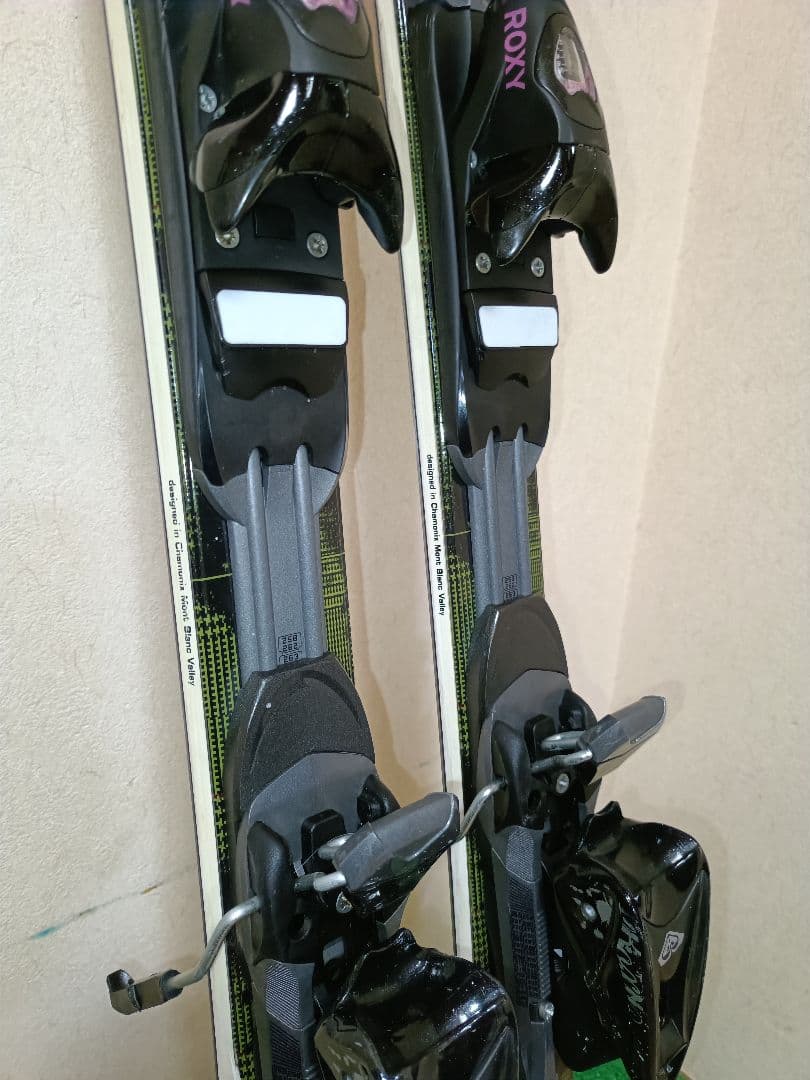 ROXY ロキシー ショートカービングスキー(140cm)＋ロキシービンディング