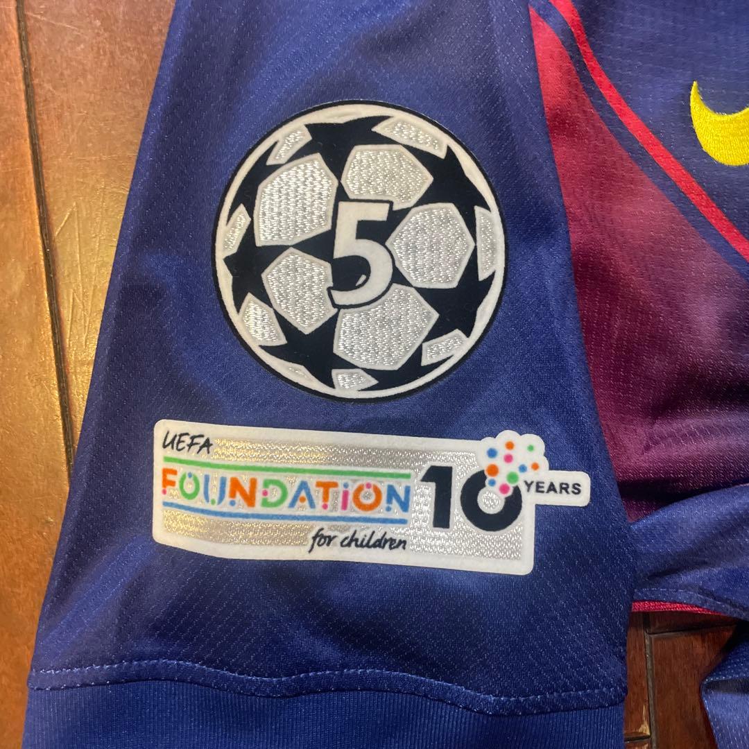 ラミン　ヤマル　ユニフォーム