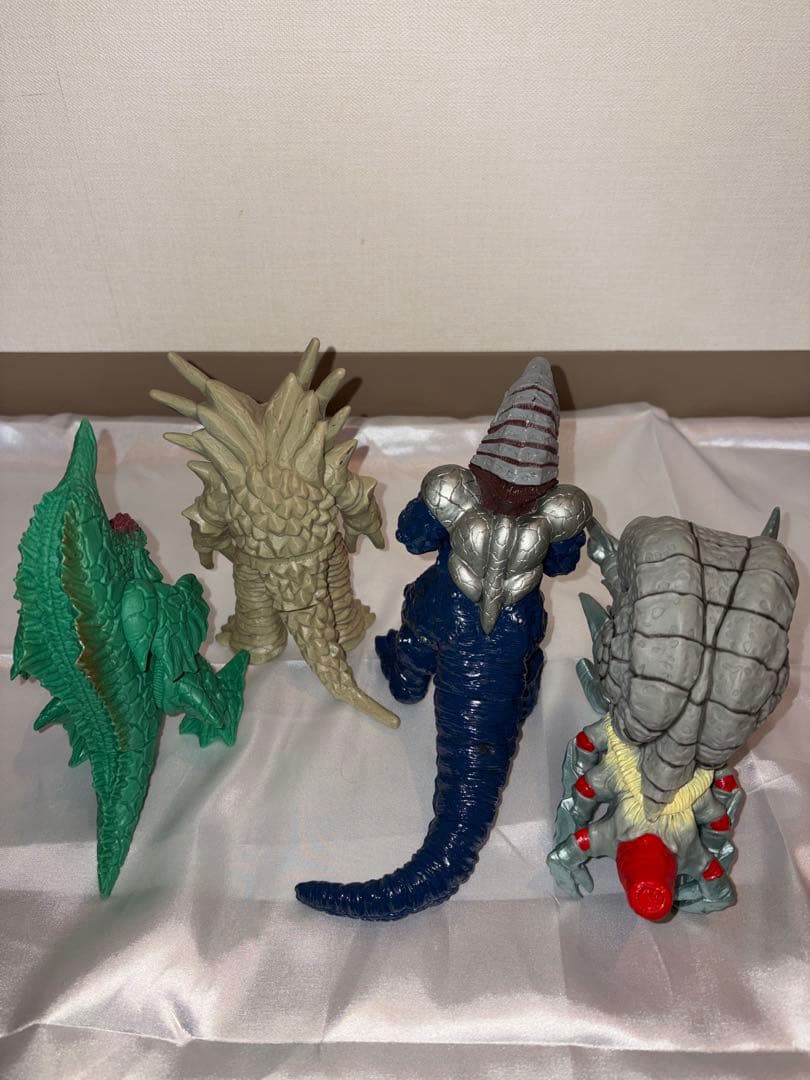 ウルトラマンティガ 怪獣ソフビセット 一部タグあり