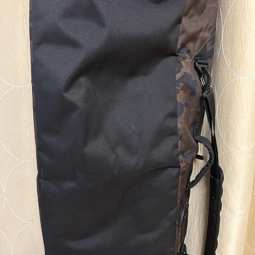 ☆状態良好☆ BURTON iD キャリーバッグ　ウィール付　166cm 迷彩柄