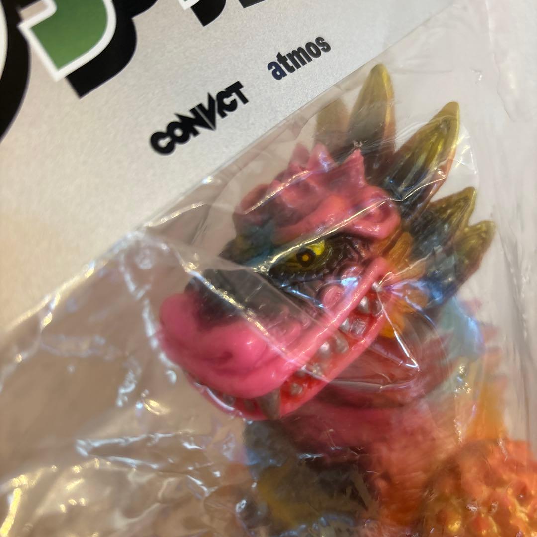 新品未開封 ケツァルゴン atmos × CONVICT インディーズソフビ
