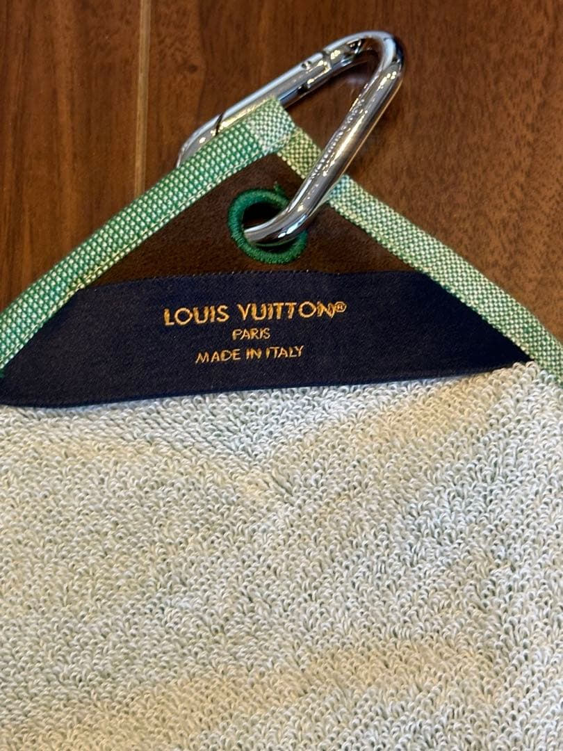 LOUIS VUITTONルイヴィトン　ゴルフタオル