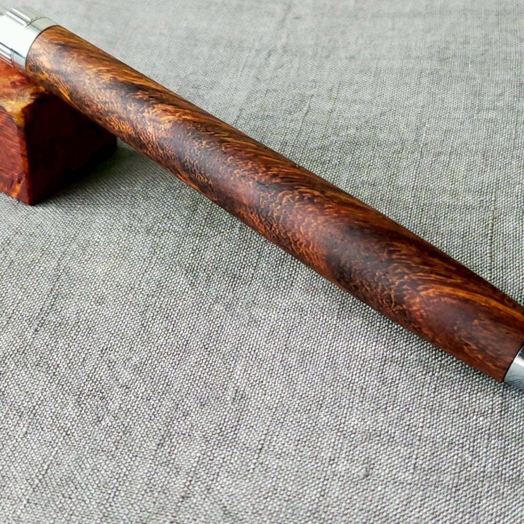 インドローズウッド　ハンドメイド　木軸シャープペン　0.5mm　天然木　シルバー
