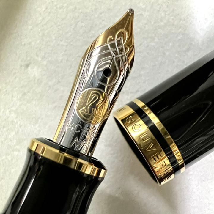 Pelican ペリカン スーベレーン M600 ブラック 万年筆 M