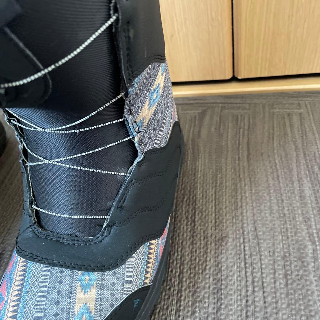 TRU 917 ブラック/マルチカラー スノーボードブーツ(女性用)