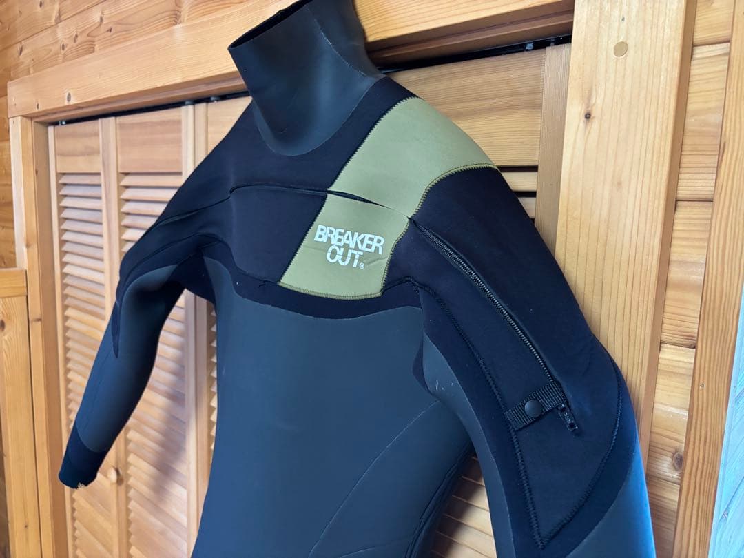 ブレーカーアウトフロントロングチェスト 5/3mm サイズ LB