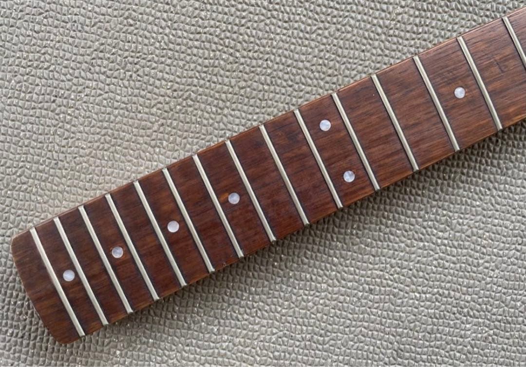 ストラトキャスタータイプ / 未塗装 21F ネック