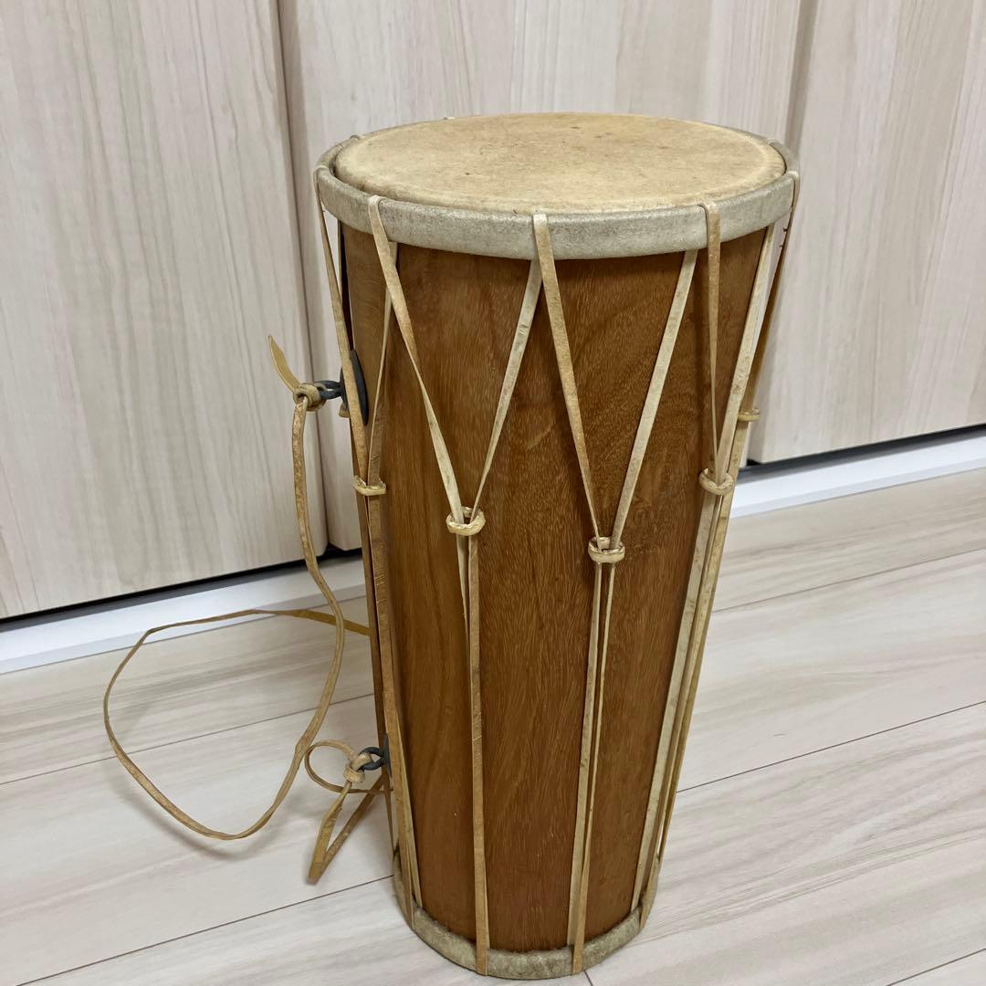 両面太鼓　ガムラン クンダン？　インドネシア　バリ　打楽器