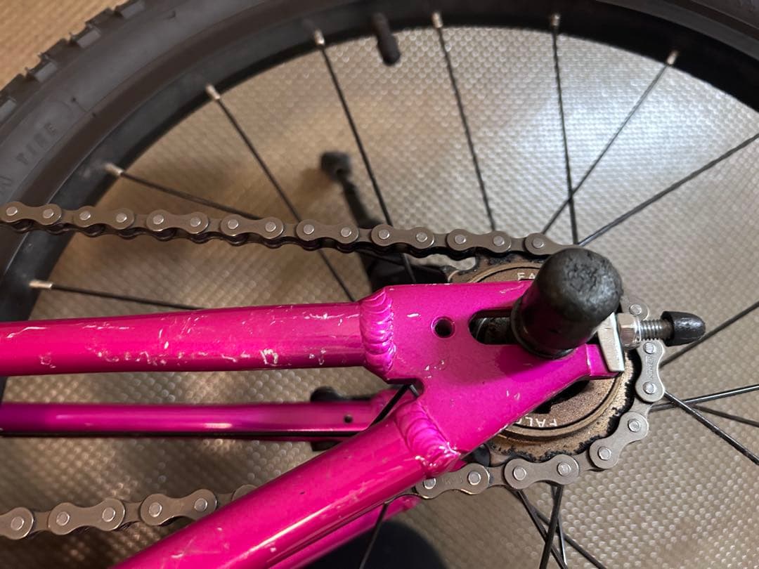 【直接受渡】ヨツバサイクル　20インチ　クリスタルピンク