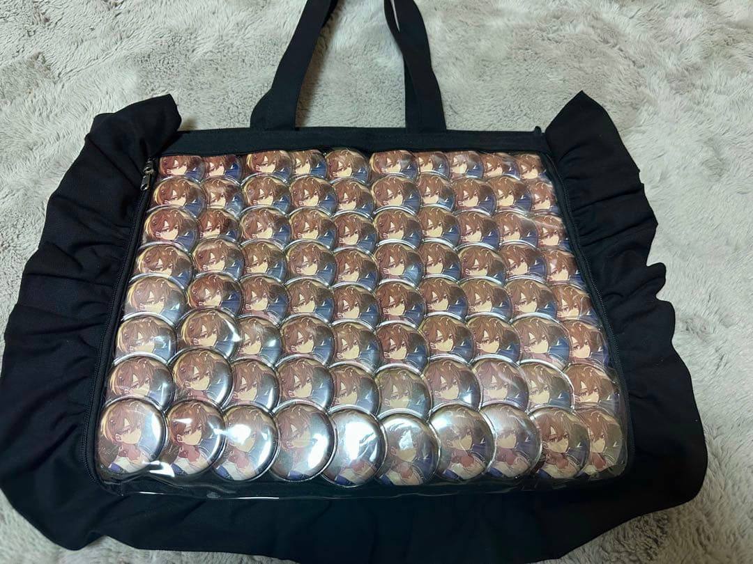 シクフォニ 暇72 缶バッジ 81個