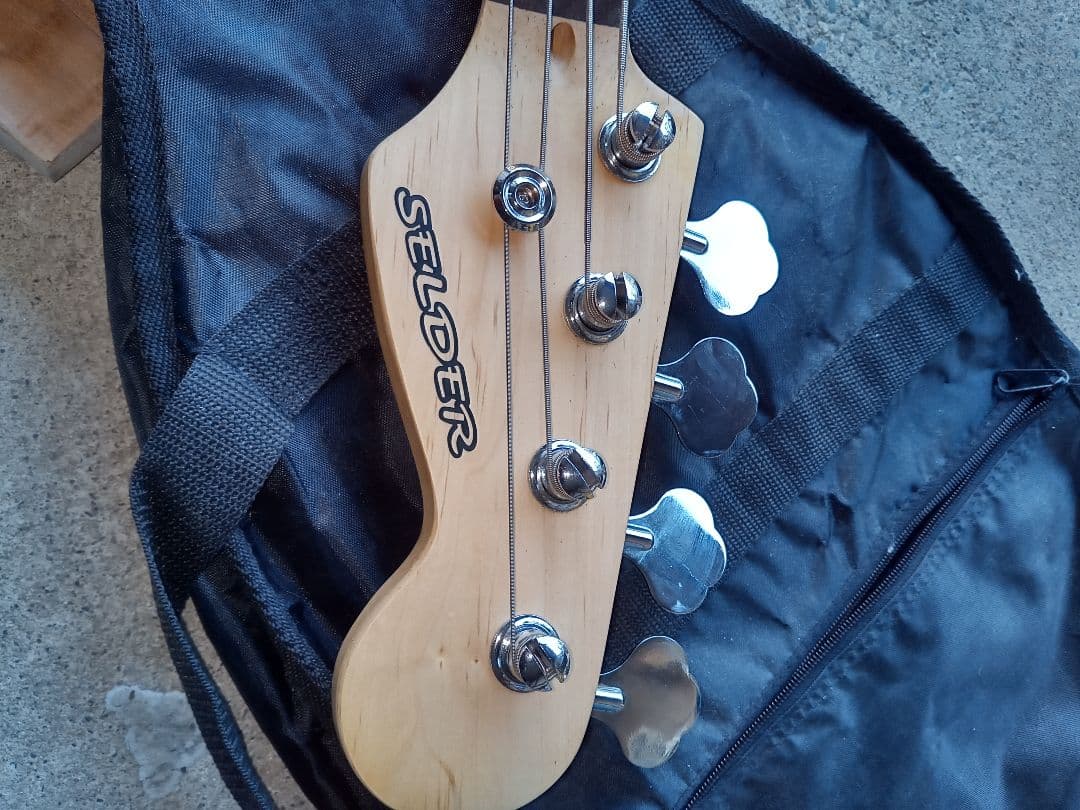 SELDER エレキベース 美品