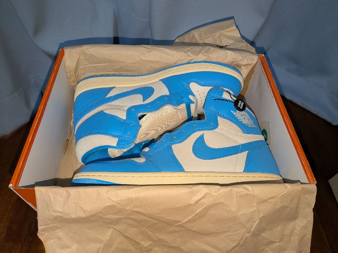 未使用 NIKE Air Jordan 1 ブルー/ホワイト ハイカット 鑑定済