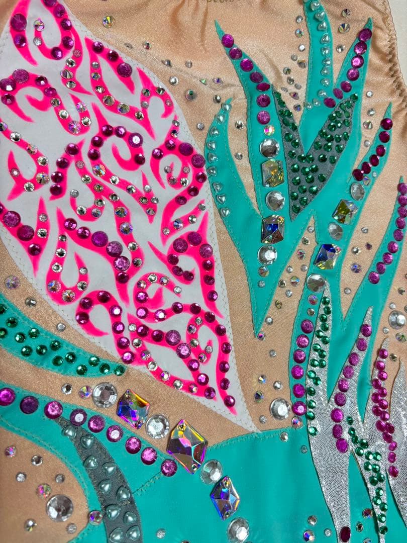 新体操　競技用　大会用　発表会　衣装　レオタード　130 140 サイズ