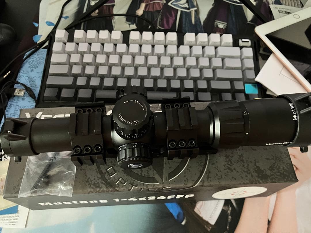 VECTOR OPTICS Mustang1-4×24FFP