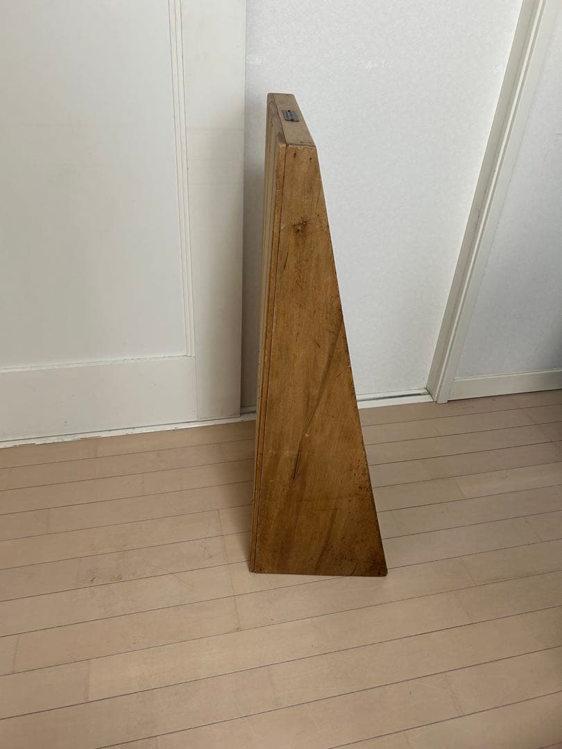 イギリスビンテージ　コレクション棚　フィギュア　キュリオケース