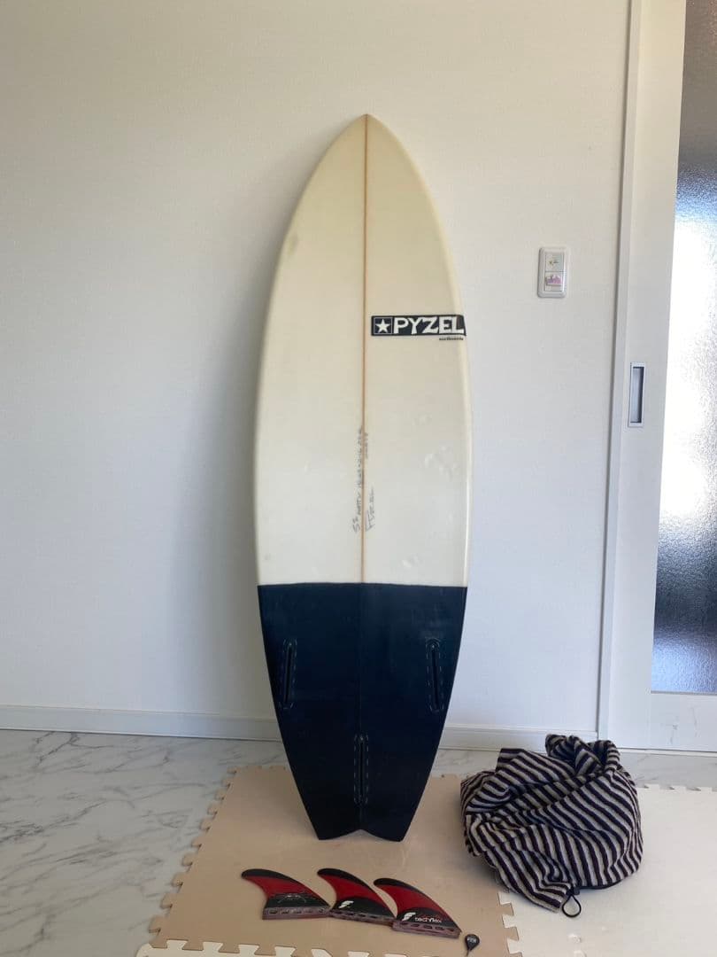 pyzalien サーフボード　23.4l　フィン　フィンキー　ソフトケース