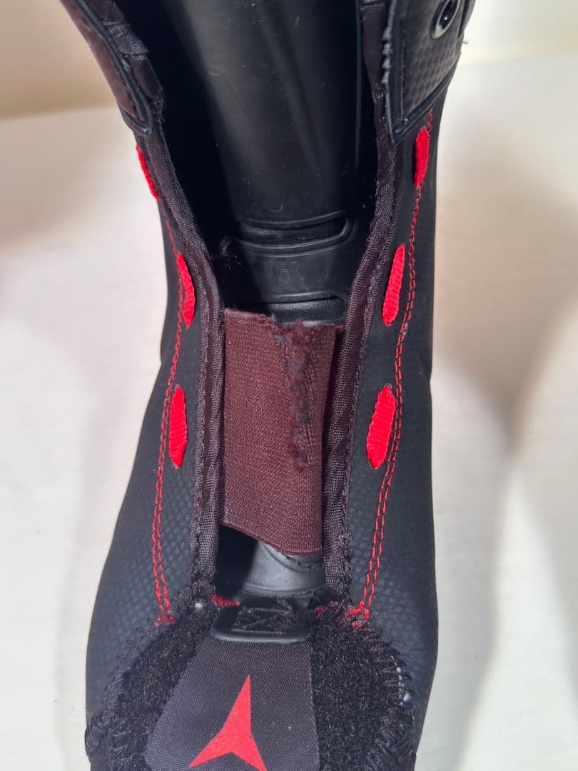 ATOMIC REDSTER TEAM ISSUE 130 スキー ブーツ