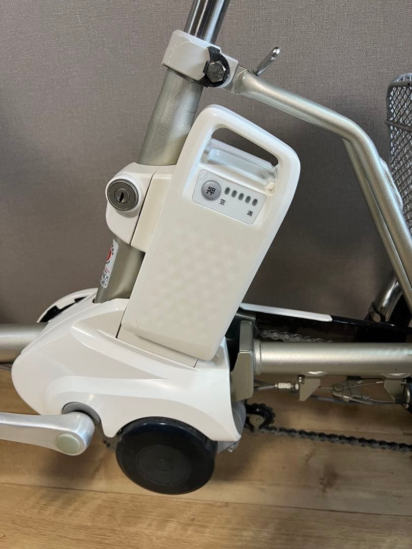 美品 パナソニック電動自転車、バッテリー16.0Ah