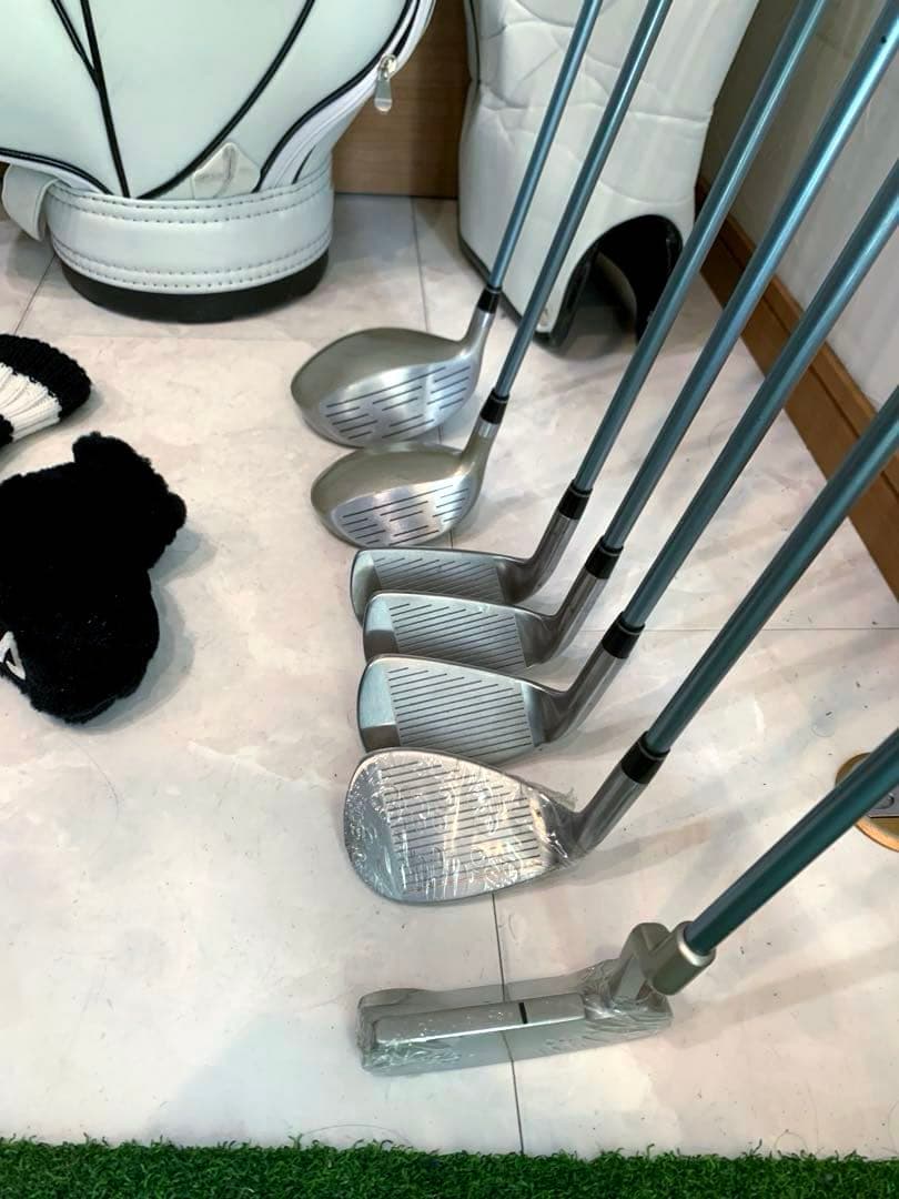 良品　未使用有り　レディースゴルフクラブ セット　フィラ　バッグ/パーソンズ