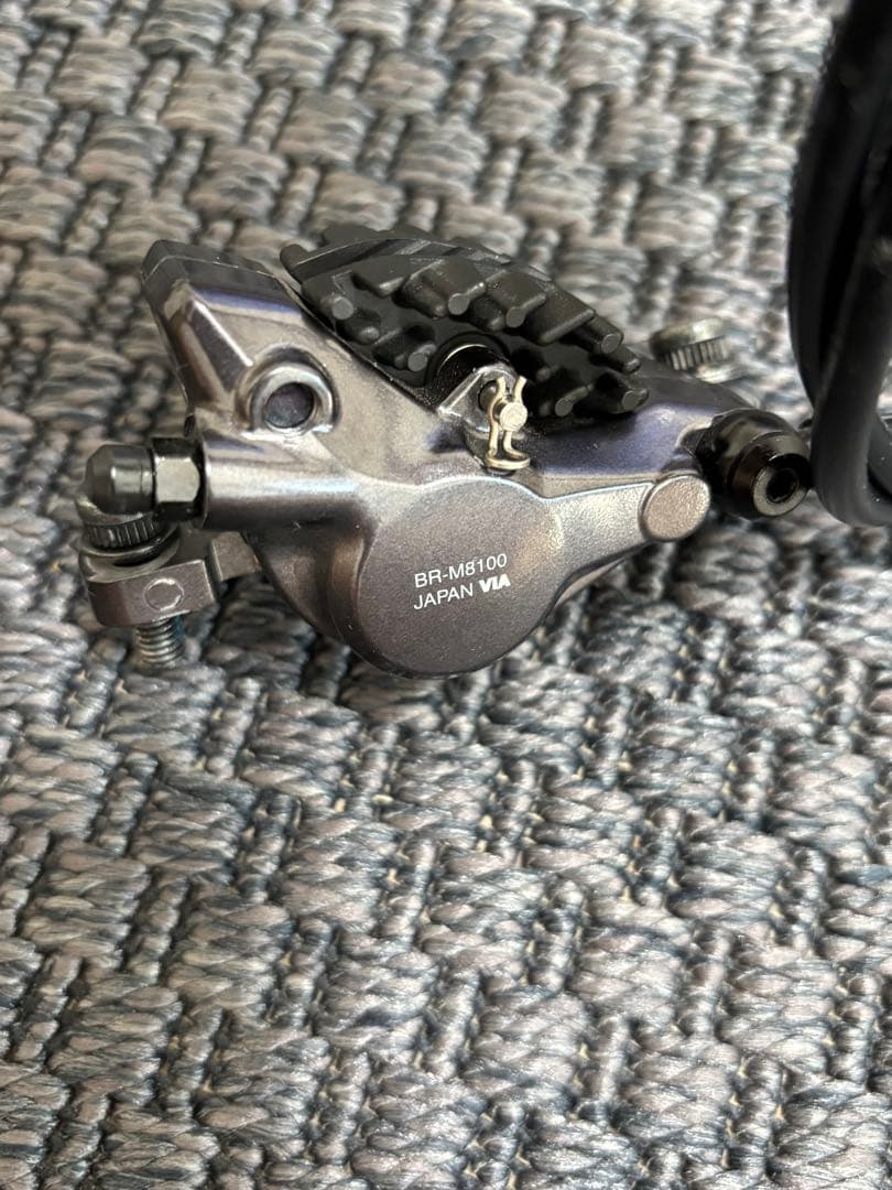 BL-M8100 BR-M8100 前後セット