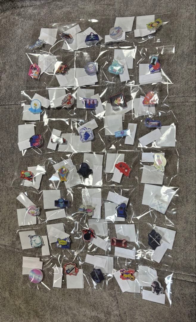 【会場限定】Ado POP-UP 楽曲アクリルピンバッジコンプセット(全40種)