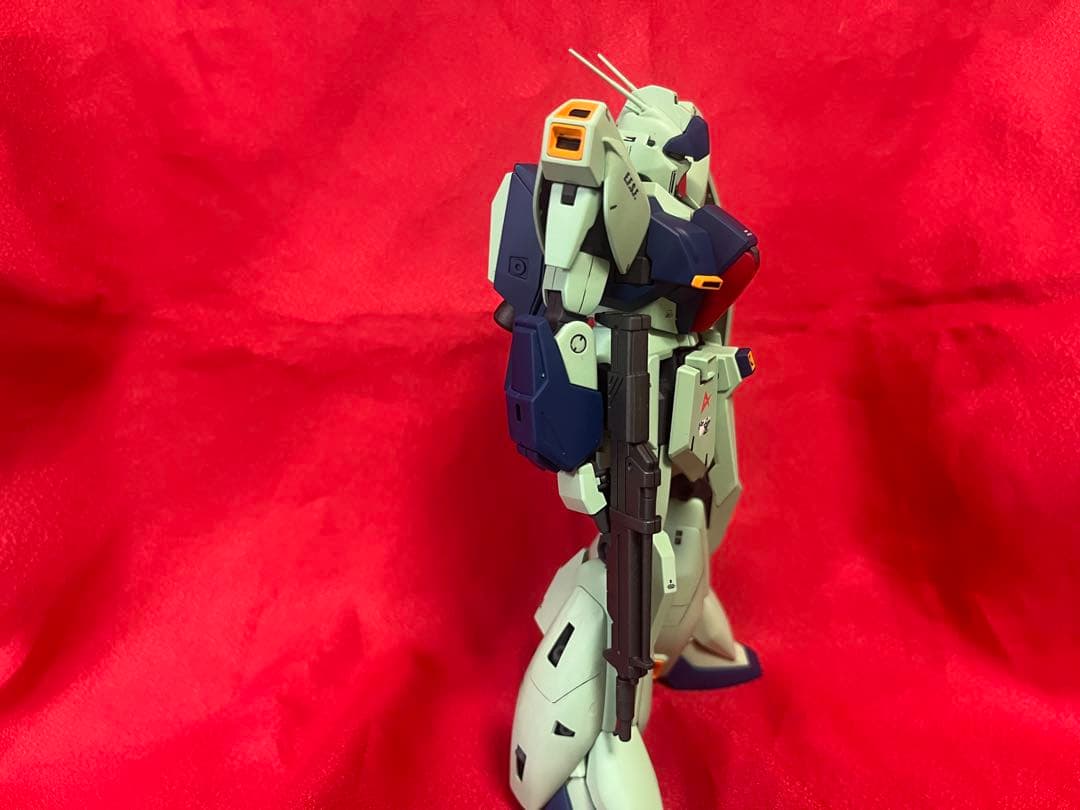 MG1/100 RGZ-91 リ・ガズィ塗装完成品