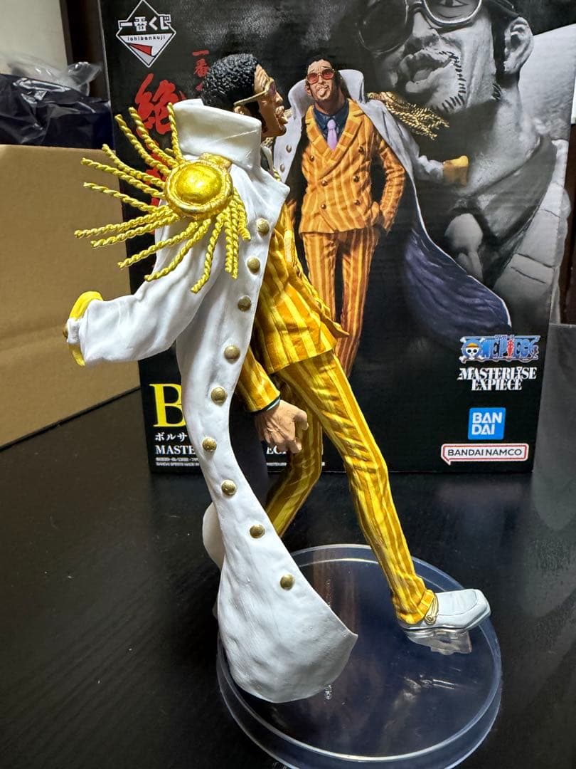 ワンピース 一番くじ 絶対的正義 フィギュア 赤犬 黄猿 藤虎 緑牛 おまけ付き