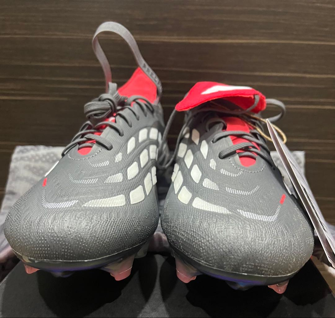 アディダス　新品　プレデター　ELITE フォールディングタン FG 26