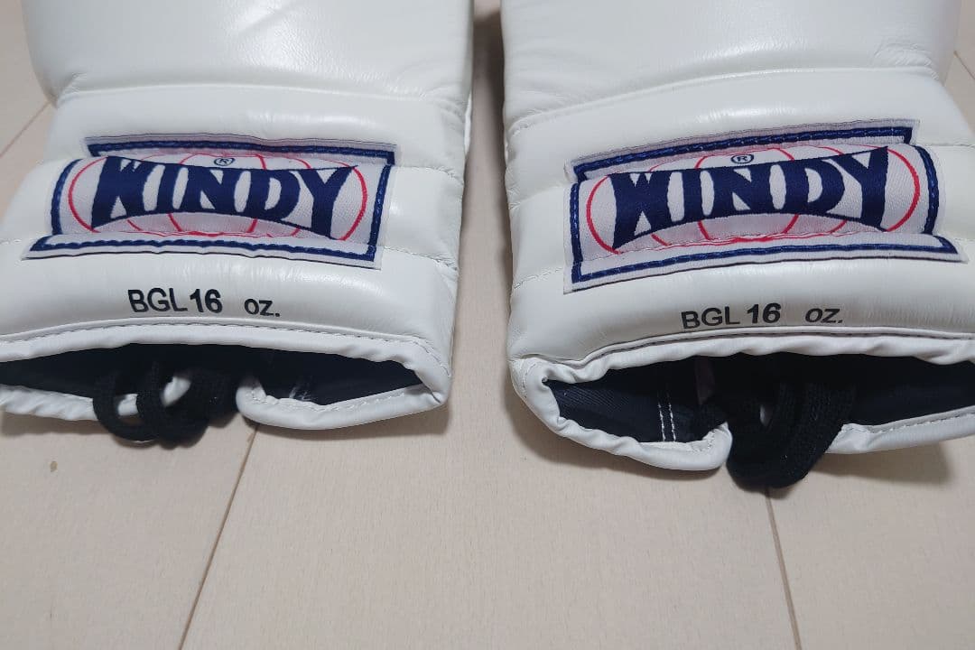 ＷＩＮＤＹ16オンスグローブ　白　紐式