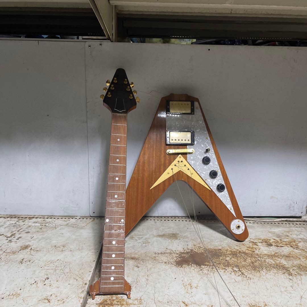 ジ*ン様 V型エレキギタージャンク商品