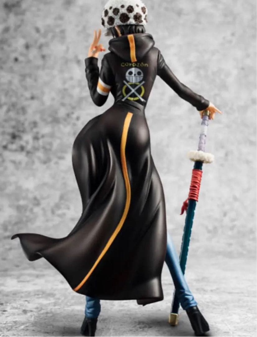 ワンピースフィギュアP.O.P 女形トラファルガーロー非公認　未開封
