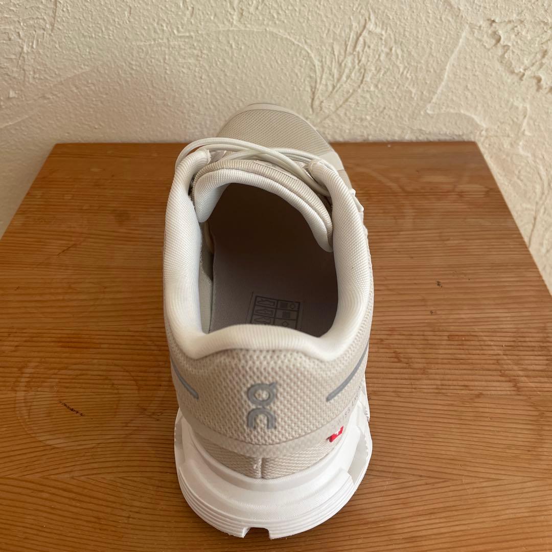 On Cloud 6 ランニングシューズ 24cm 女性