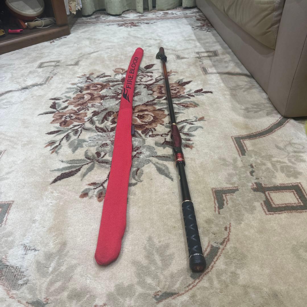 中古品　シマノファイアブラッドテンタクル改