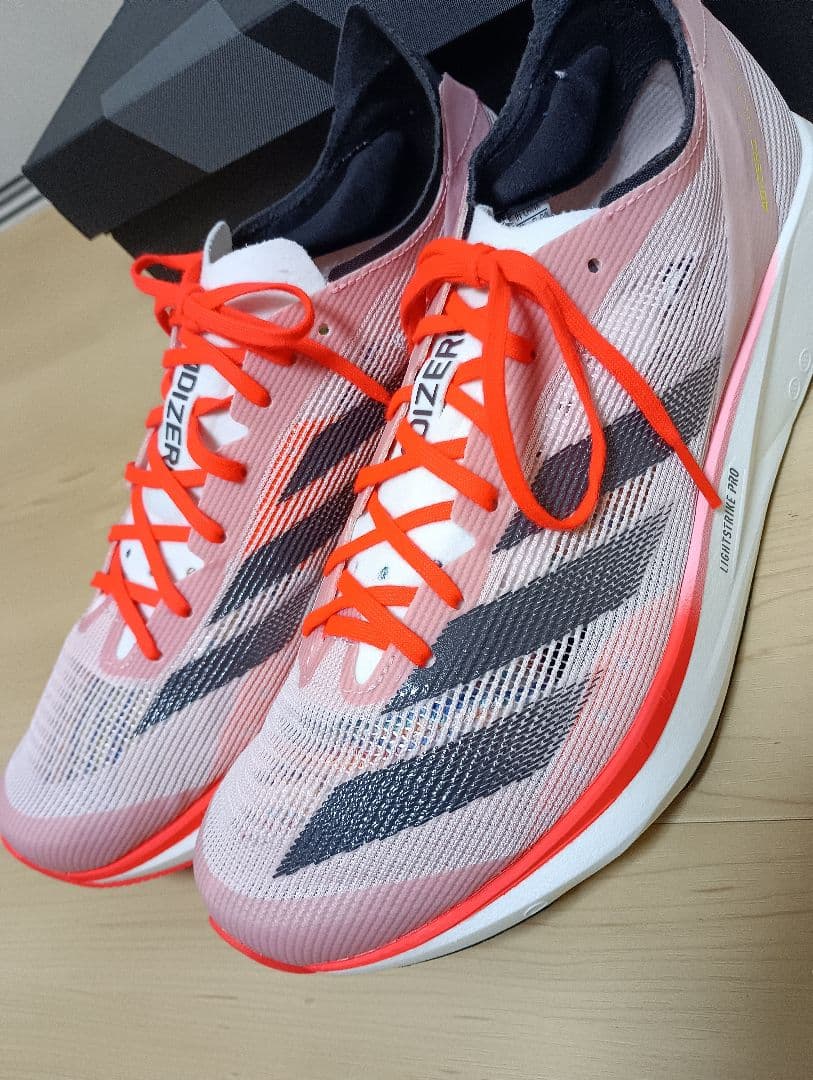 アディゼロ　タクミセン　10　27.5cm