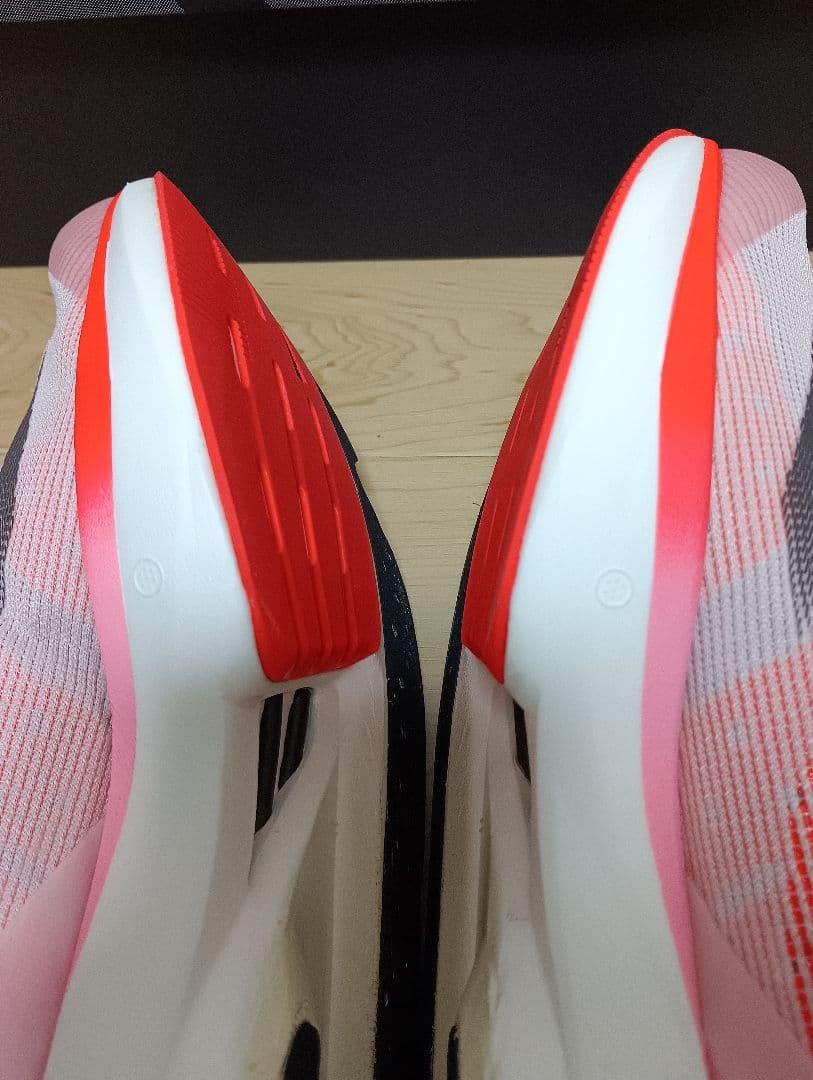 アディゼロ　タクミセン　10　27.5cm