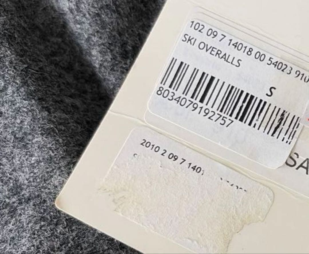 新品未使用品モンクレール スキーウェア　サイズS