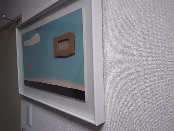 元永定正　半立体作品「だんぼうるのなかはおれんじみっつ」1987