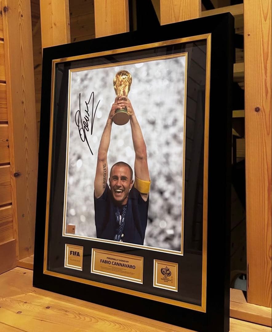価格相談可 Fabio Cannavaro 直筆サイン 額装 鑑定書付 オート