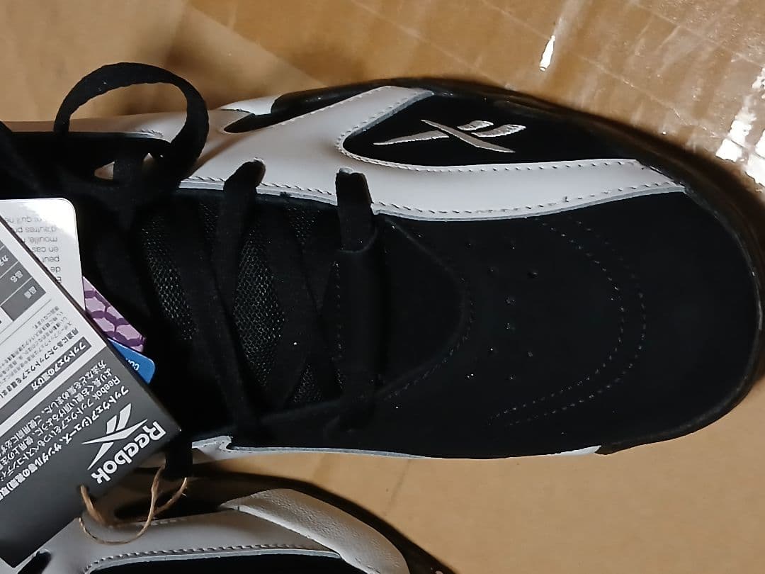 リーボックKAMIKAZELow 新品未使用Size29説明文お読み下さい。