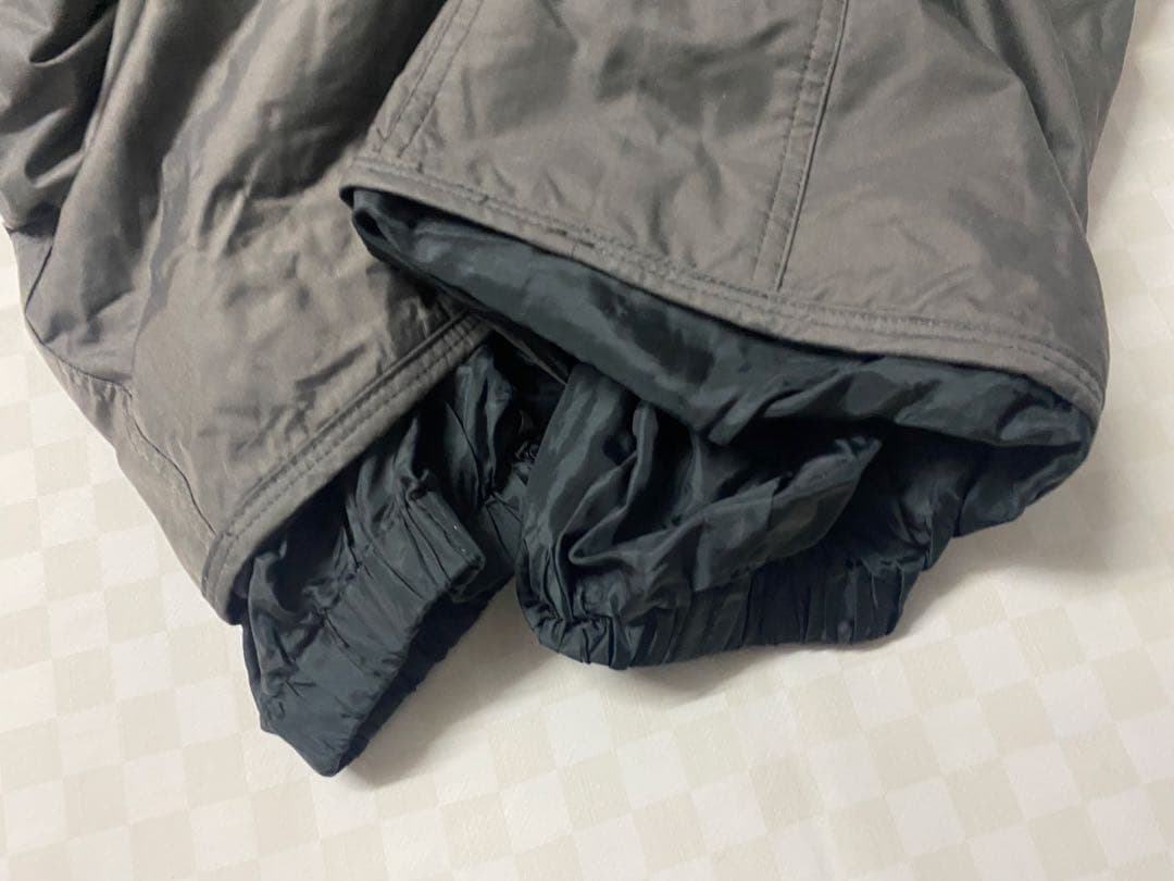 e584☆DESCENTE Mサイズ スキーウェアパンツ