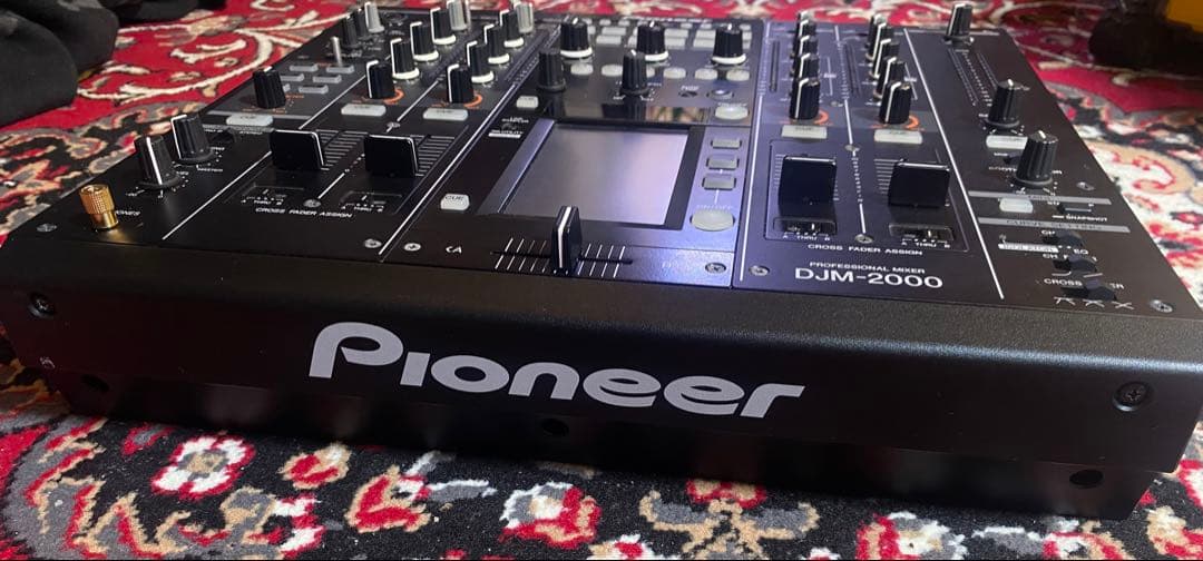 DJM2000 Pioneer ミキサー