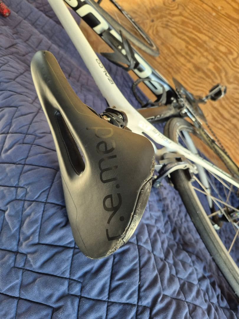 FOCUS EINDHOVEN PRO ロードバイク　フォーカス　イザルコ　中古